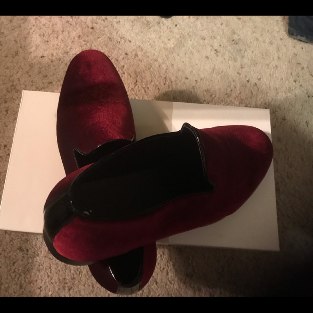 Shoes - Picture 4 of 5